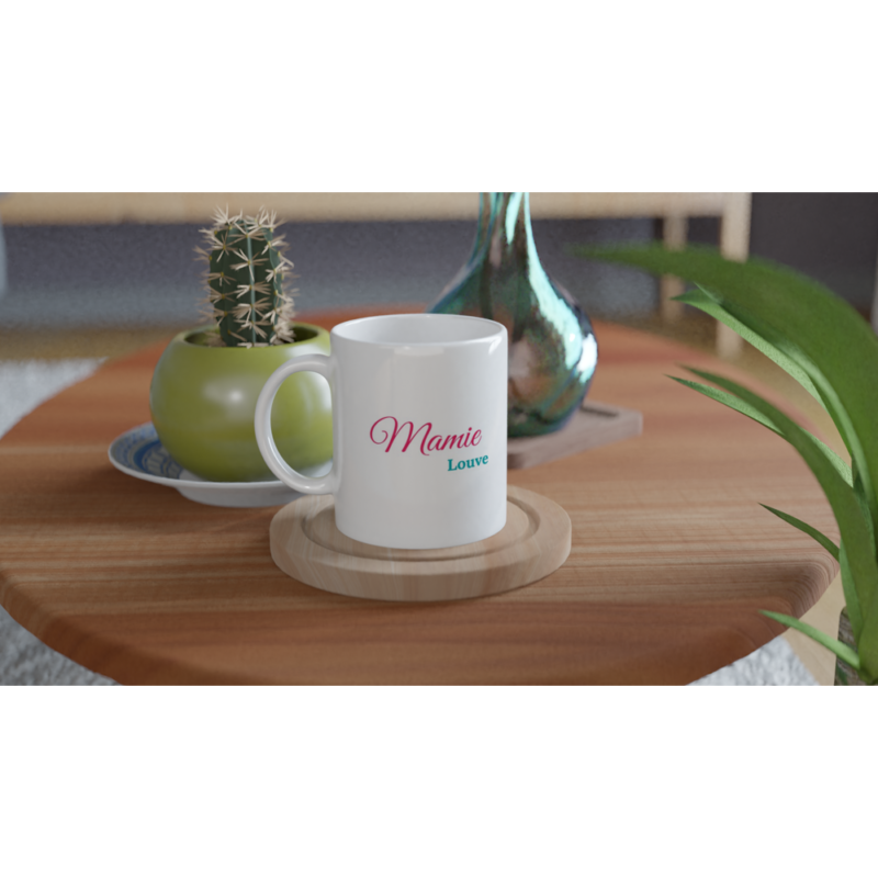 mug mamie louve sur une table